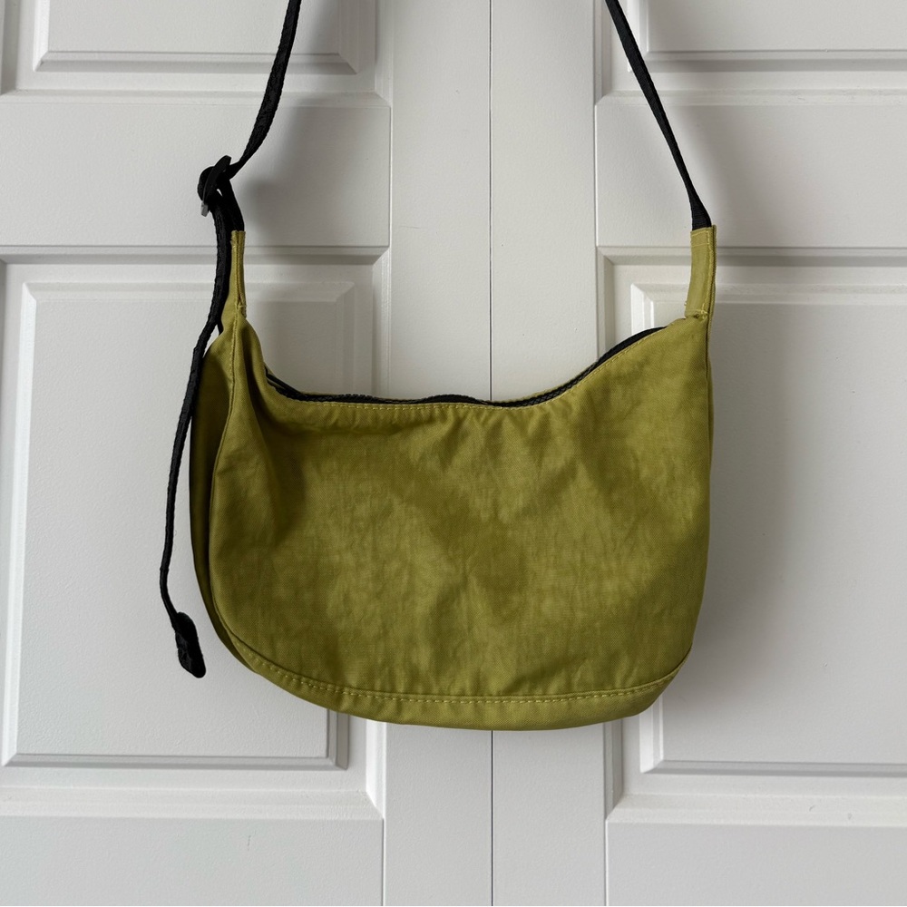 *SOLD* BAGGU Small Nylon Crescent Bag in Lemongrass
